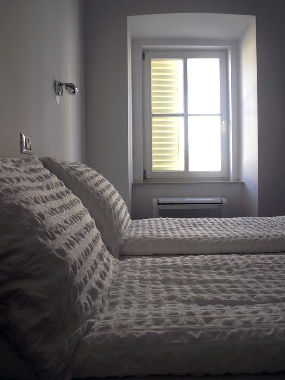 Park Apartments Izola Exterior photo